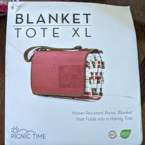 NWT  Picnic Time XL Moka Collection Blanket Tote